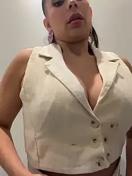 Stripchat Best Webcam of Mau_White