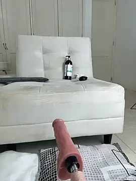 Stripchat Adult Webcam of Miafisher_