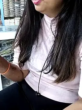 Stripchat Live Sex Cam of QueenHaryanaa