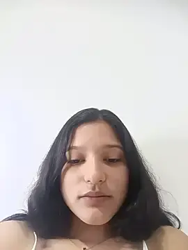 Stripchat Live Sex Cam of Sweet_Innocence_