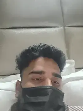 Stripchat Watch Live Sex Cams of BeardKingoBack