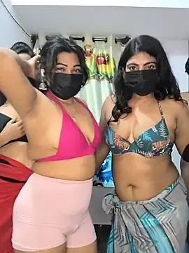 Stripchat Nude Webcam of Family02
