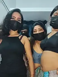 Stripchat Live Sex Cam of Family02