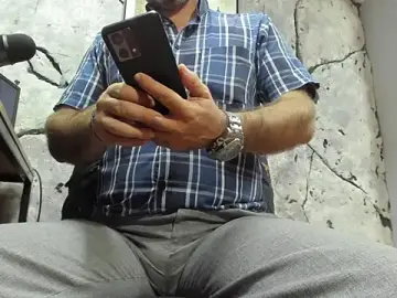 Stripchat Sex Cam of Max_QuintanaDaddy