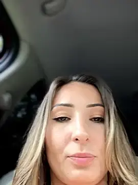 Stripchat Sex Cam of Wonder_Kari