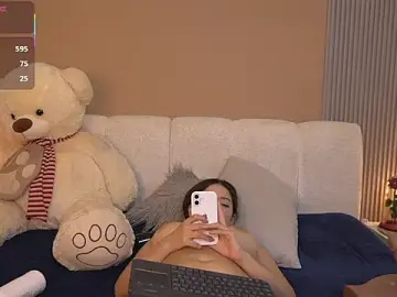 Stripchat Free Live Porn of johanafox_