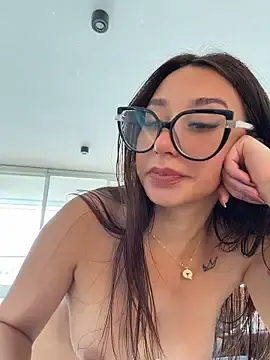 Stripchat Live Sex Cam of Tiny_lilith