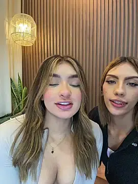 Stripchat Sex Chat of jenn_fit