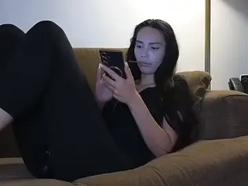 Stripchat Free Porn Cam of EvaSmith77777