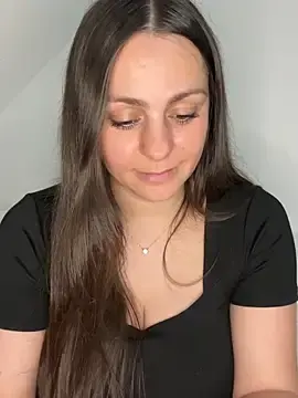 Stripchat Sex Cam of Loella-Rose