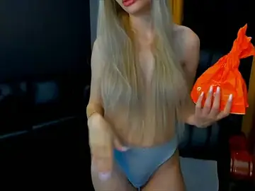 Stripchat Adult Webcams of HaleySweet18