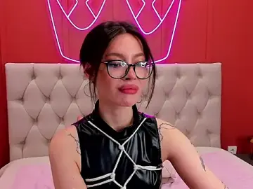 Stripchat Sex Cam of IvyDainty