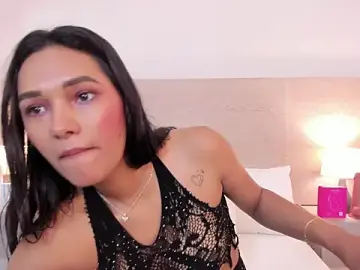 Stripchat Best Webcam of isabellathomass