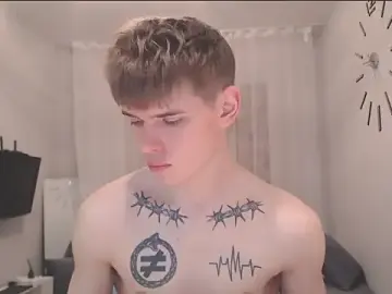 Stripchat Free Porn Cam of Fredd_Xanders