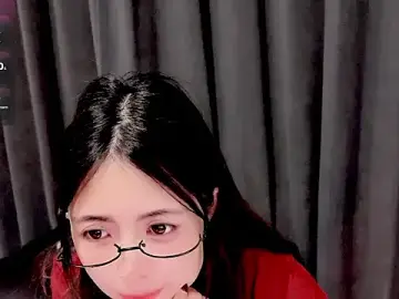 Stripchat Nude Webcam of candy-yiyi