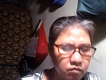 Stripchat Live Sex Cam of sweetsosie18