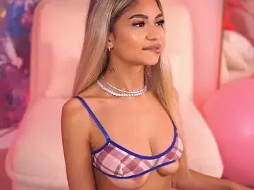 Stripchat Live Porn of AshaYuva