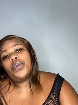 Stripchat Free Live Porn of Cuddle_Bear