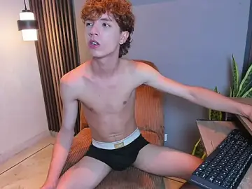 Stripchat Free Porn Cam of Eliosuff