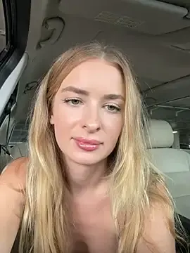Stripchat Free Porn Cam of EvieEvans