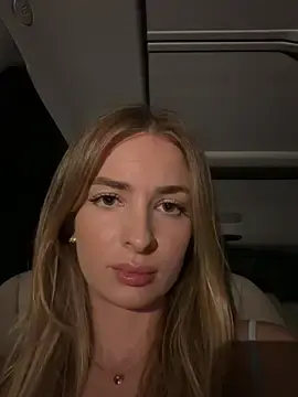 Stripchat Free Porn Cam of EvieEvans