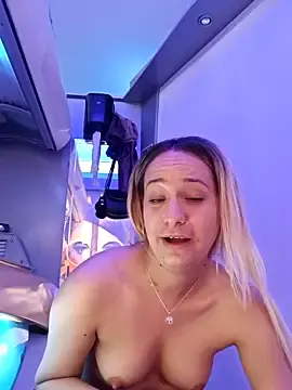 Stripchat Nude Webcam of Mia_RainX