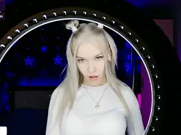 Stripchat Watch Live Sex Cams of NaomiHita