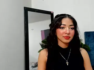 Stripchat Free Porn Cam of Aronandmoli69
