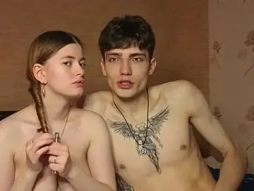 Stripchat Live Porn of EmiliaCouple