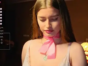 Stripchat Watch Live Sex Cams of EmiliaCouple