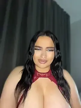 Stripchat Sex Cam of EmiliaPetrova