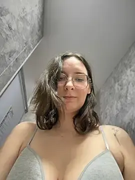 Stripchat Adult Video Chat of The_Snowwhitee