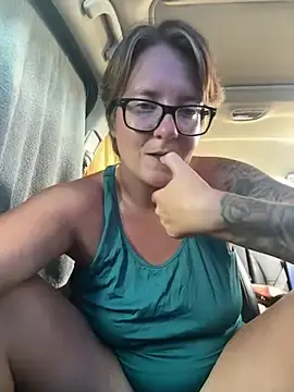 Stripchat Free Live Porn of _ElizabethLove_