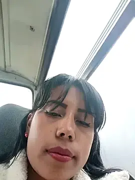 Stripchat Best Webcam of _andrea30