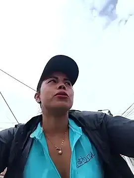 Stripchat Free Live Porn of _andrea30