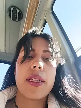 Stripchat Live Sex Cam of _andrea30