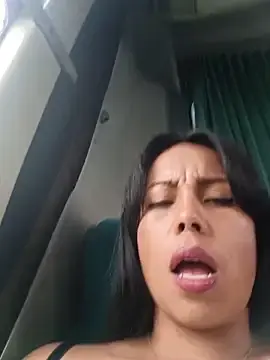 Stripchat Free Live Porn of _andrea30