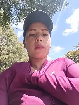 Stripchat Watch Live Sex Cams of _andrea30