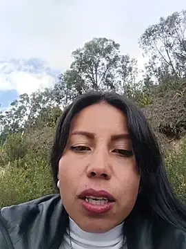 Stripchat Live Sex of _andrea30