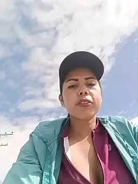 Stripchat Best Webcam of _andrea30