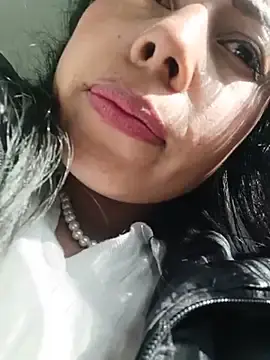 Stripchat Live Sex of _andrea30
