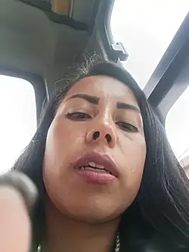 Stripchat Live Sex of _andrea30