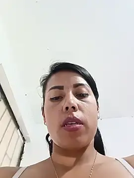 Stripchat Sex Cam of _andrea30