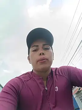 Stripchat Free Porn Cam of _andrea30