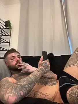 Stripchat Sex Cam of magicmichaell