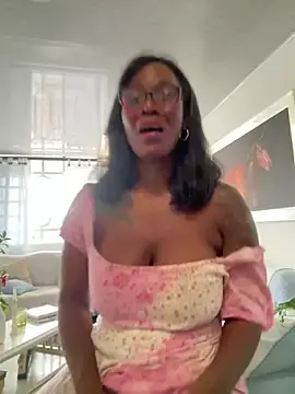 Stripchat Live Sex of Bustykeyla