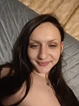 Stripchat Best live sex cam show of NaughtYHomemadE