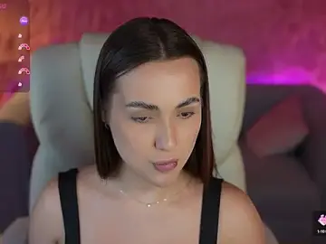 Stripchat Live Porn of OliviaMoore_