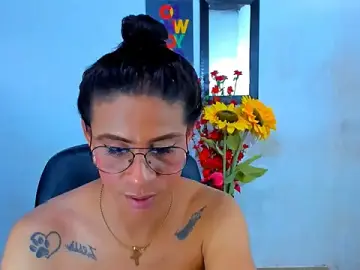 Stripchat Adult Webcams of juanblakbigcock