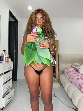 Stripchat Free Porn Cam of stormyy_